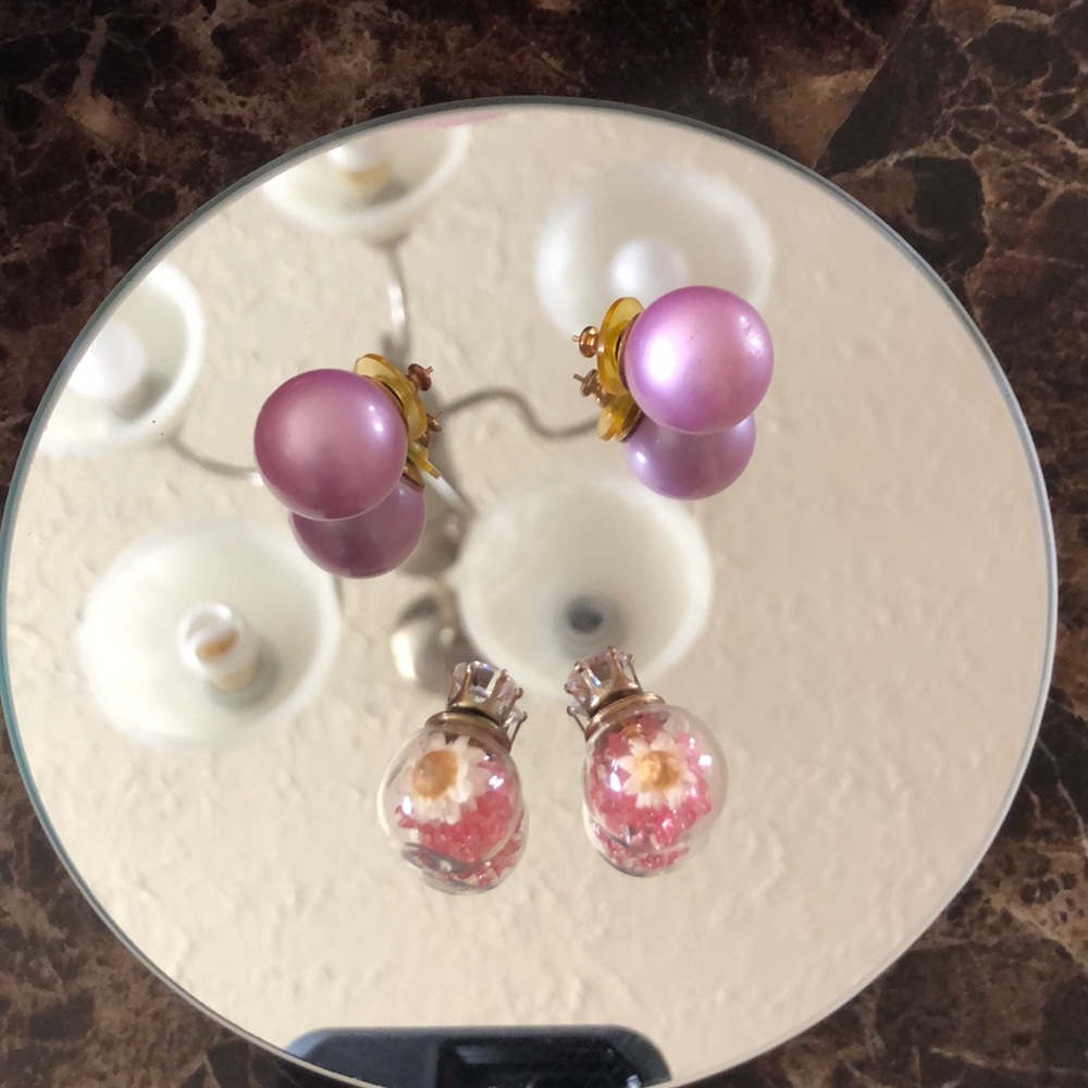 Two pair of Earrings